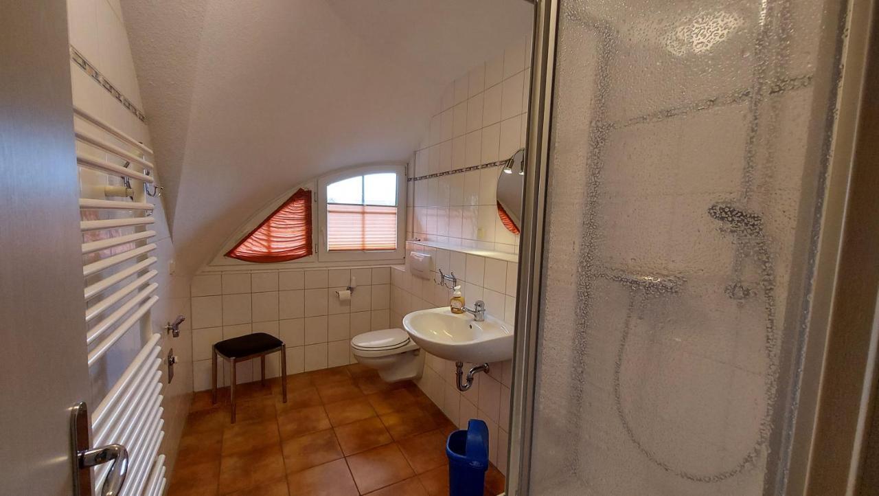 Ferienwohnung Im Uhlenhuus Wiek auf Rügen Eksteriør billede