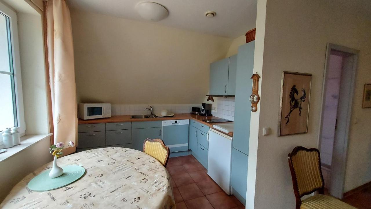 Ferienwohnung Im Uhlenhuus Wiek auf Rügen Eksteriør billede