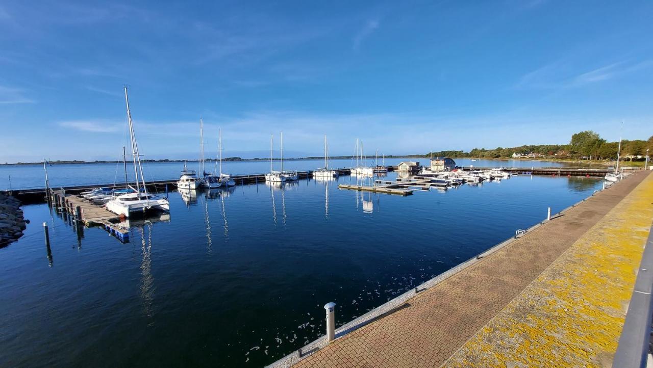 Ferienwohnung Im Uhlenhuus Wiek auf Rügen Eksteriør billede